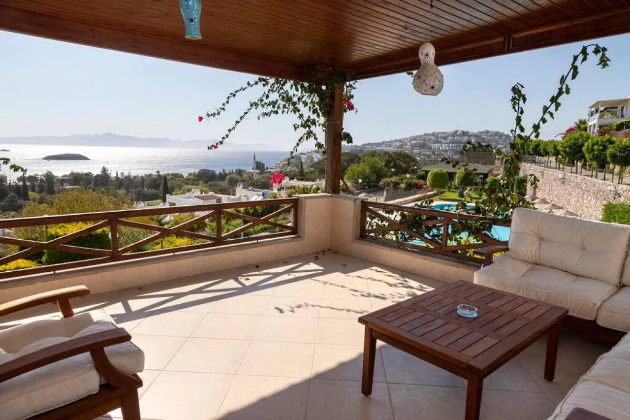 トゥルグトレイスHouse With Sea View And Shared Pool In Bodrumアパートメント 0*, トゥルグトレイス