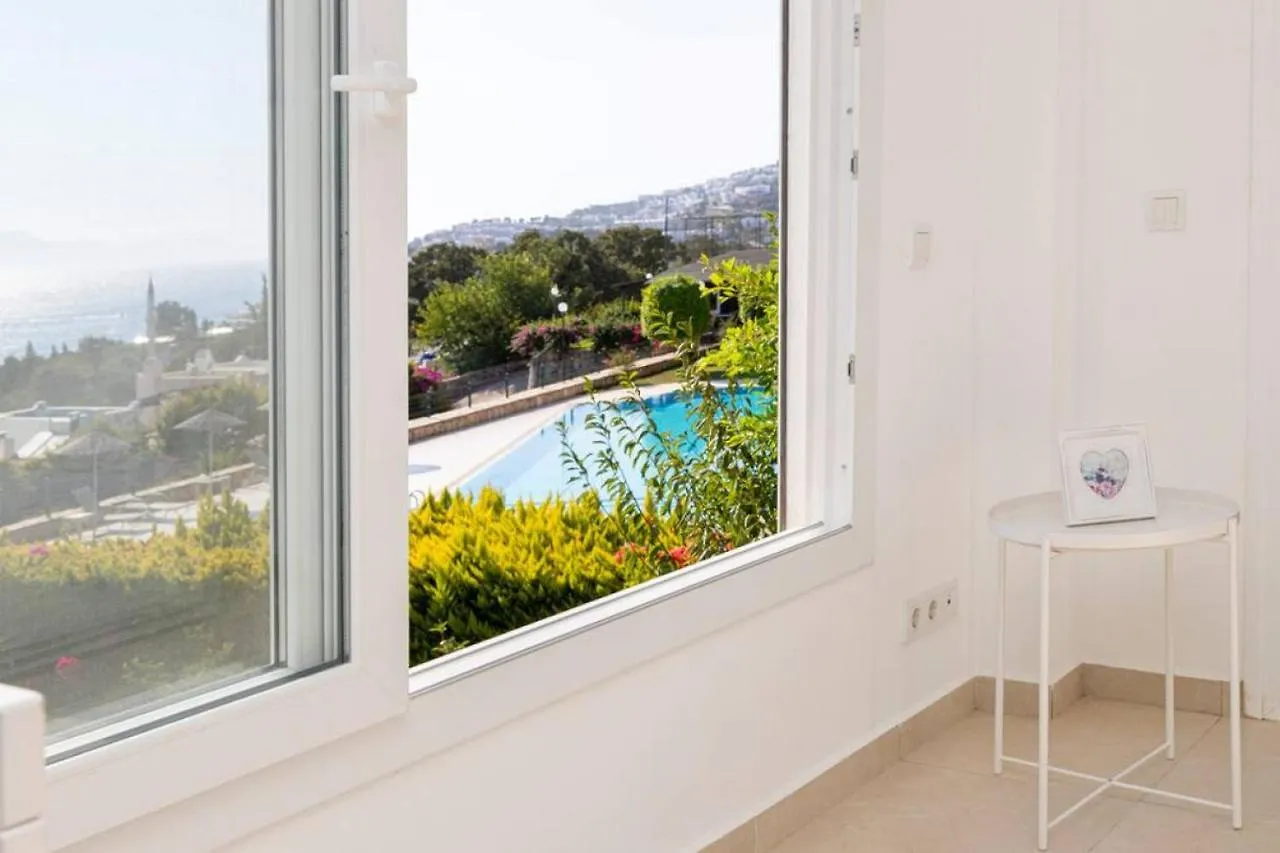 トゥルグトレイスHouse With Sea View And Shared Pool In Bodrumアパートメント